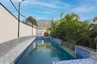 Yogved Hospitality & Resort - piscina