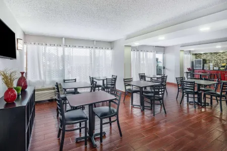 Days Inn by Wyndham Charlottesville/University Area