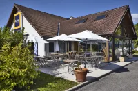 Kyriad Geneve - Saint Genis Pouilly