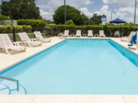 Baymont by Wyndham Lakeland Hotels in Lakeland