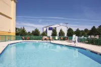 La Quinta Inn & Suites by Wyndham Florence - piscine