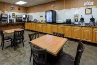 Med City Inn & Suites Rochester Mayo Clinic Area - sarapan