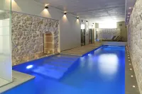 Best Western Plus Hotel la Joliette - Pools