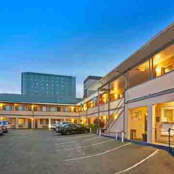 Travelodge by Wyndham Everett City Center Hotel Exterior