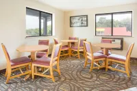 Super 8 by Wyndham Lexington VA Hotels in South River