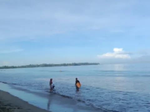 Kondominium Lippo Carita Selatan Hotels near Penginapan Carita