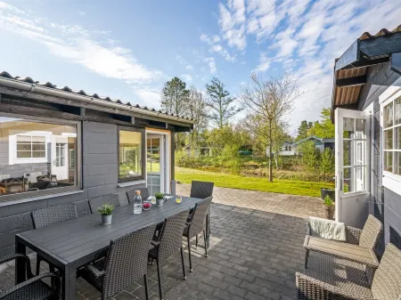 "Valdemar" - 350m to the Fjord