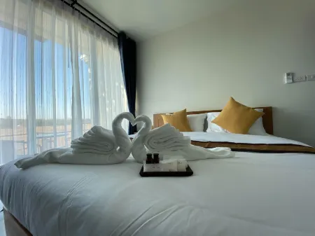 The Ray Room and Cafe @Santisuk, NAN Отели в г. Santi Suk