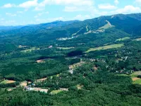 Cottage N. A. O Hotels in Ґудзьо