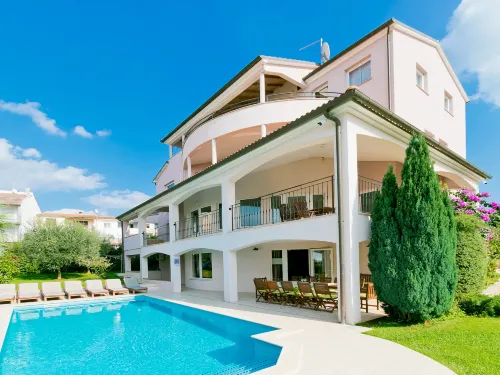 Carmen - Villas