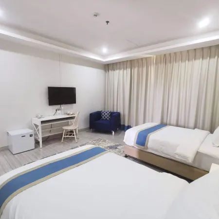 Hampton Suites