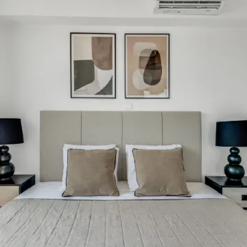 Sanders Elgio - Charming Studio with Balcony