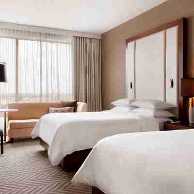 Sheraton Saint-Hyacinthe Hotel Rooms