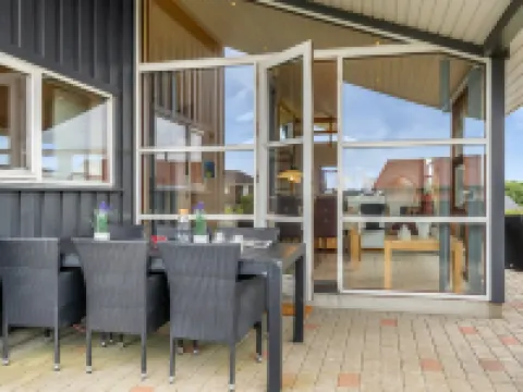 "Malila" - 400m to the Fjord