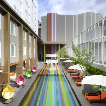 Tinidee Trendy Bangkok Khaosan Отели рядом с достопримечательностью «Улица Каосан-роуд»