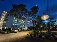 โรงแรมเรือรัษฎาเอ็กซ์เพรส   