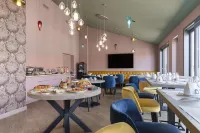 Grand Hôtel Dauphiné, Boutique Hôtel & Suites Hotels in Toulon