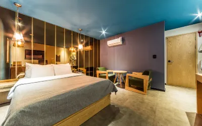 La Tree Hotel Hotels near Goyang Stadium