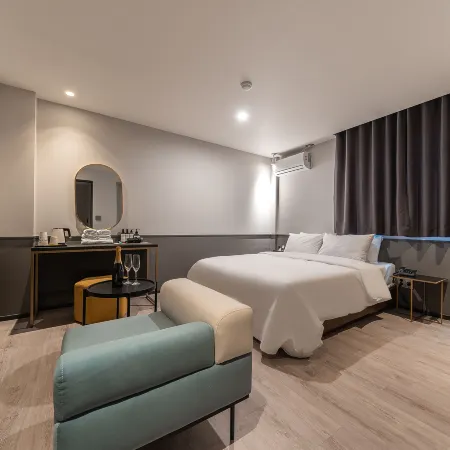 Brown-Dot Hotel Отели рядом с достопримечательностью «Авиа База Осен»