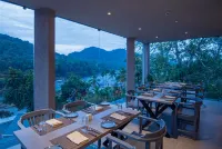 Niraamaya Retreats Samroha Athirappilly - breakfast