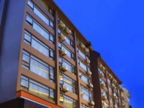 Wing  Hotel  GuiLin-Central  square Hotels in Guilin