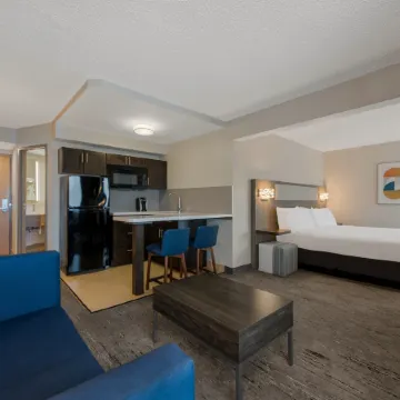 Holiday Inn Express HAMPTON - COLISEUM CENTRAL by IHG