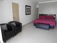 Silver Fern Beach Retreat