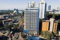 Dazzler by Wyndham Asuncion Hoteles cerca de Shopping del Sol