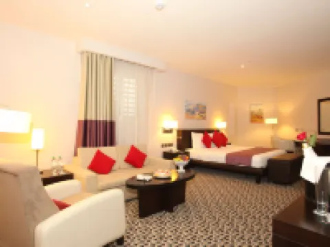 ゴールデン チューリップ ハイル ハーイルのホテル