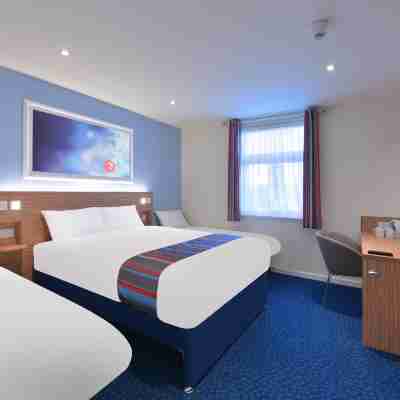 Travelodge Derby Cricket Ground Rooms