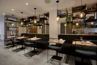 14 Urban Hotel - Bjergudsigt