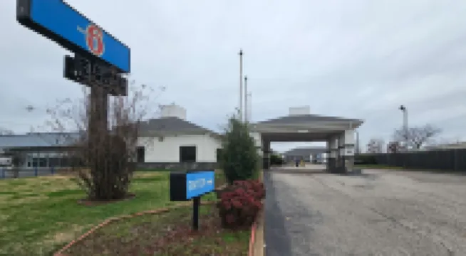 Motel 6 Memphis, TN Graceland