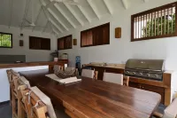 Seaside Villa with Housekeeping Staff - Las Terrenas