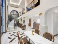 Cherie Bangkok Boutique Hotel Hotels near Queen’s Gallery
