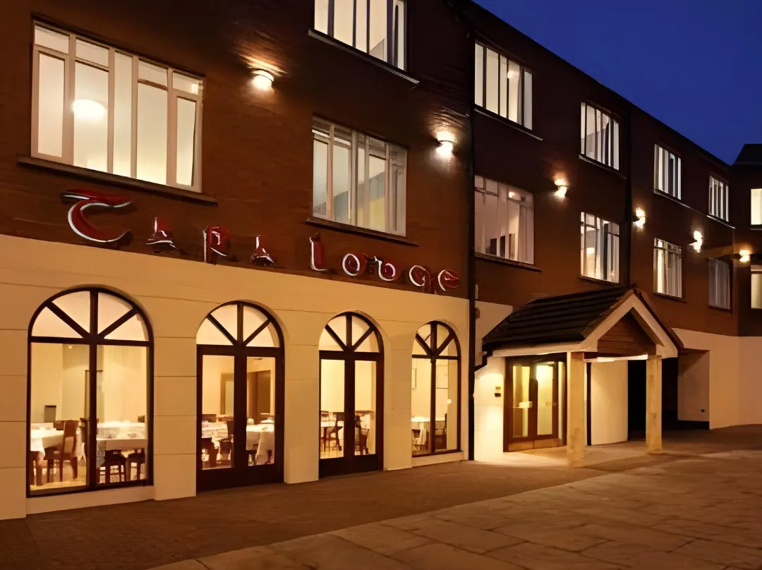 Tara Lodge - Belfast