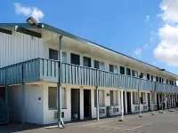 Royal Crest Motel - Motels