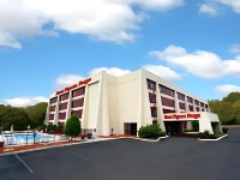 โรงแรมพิเจียนฟอร์จ โรงแรมในพีเจียนฟอร์จ