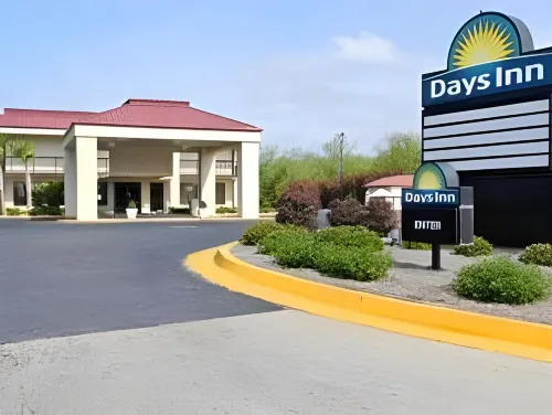 Days Inn by Wyndham Dublin GA