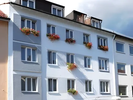 Central-Classic Hotel Отели рядом с достопримечательностью «High Performance Computing Center Stuttgart University»