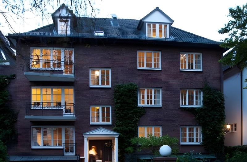 Von Deska Townhouses - Ivy House