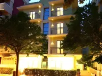 Hotel Italy - parking