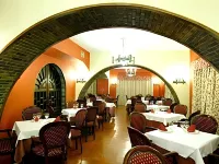 Hotel Leonor Mirón - breakfast