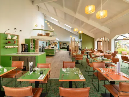 Ibis Styles Lisieux Normandie Отели в г. Ла-Крупт