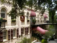 Olde Harbour Inn, Historic Inns of Savannah Collection Các khách sạn ở Savannah