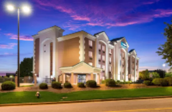 Clarion Pointe Greensboro Airport Hotels in Guilford County