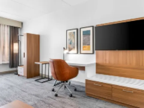 Comfort Inn & Suites Hotels in Manchester Township