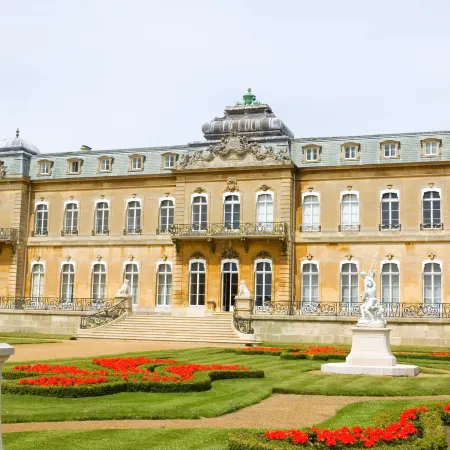 Holiday Inn LONDON - LUTON AIRPORT by IHG