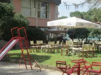 Hotel President