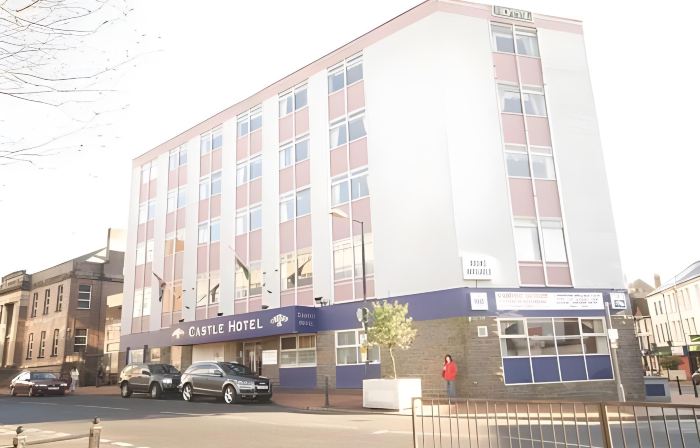 Castle Hotel