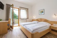 Garni Schorneck Hotels in Sankt Lorenzen